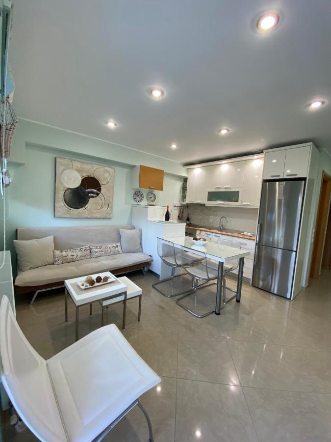 Airport Tk Luxury Home Artemida  Exteriör bild
